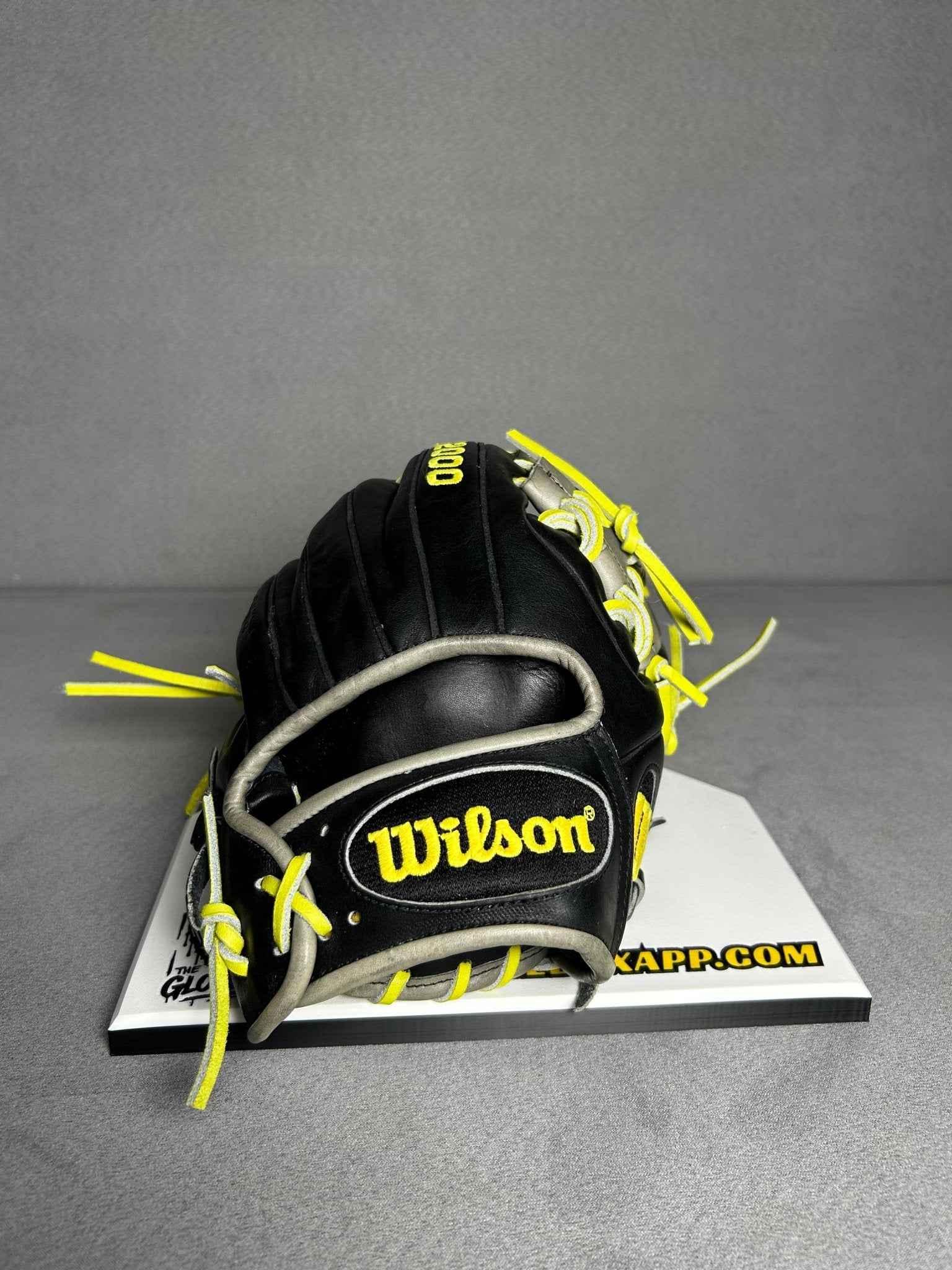 Wilson 1788 A2000 Japan excellent condition - The Glove Box