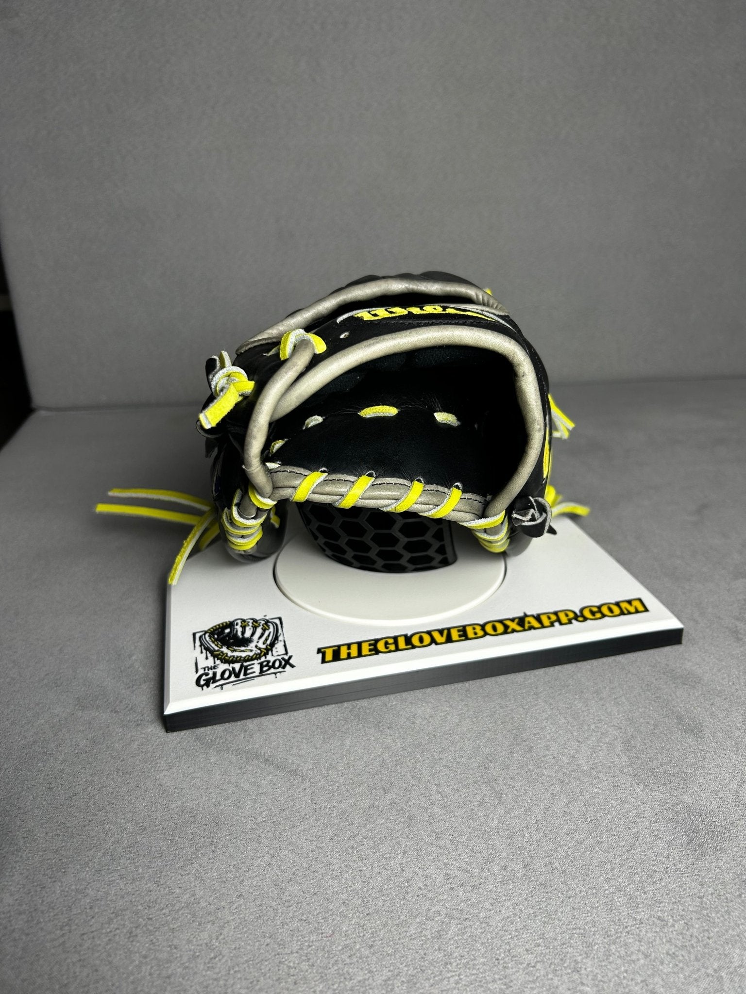Wilson 1788 A2000 Japan excellent condition - The Glove Box