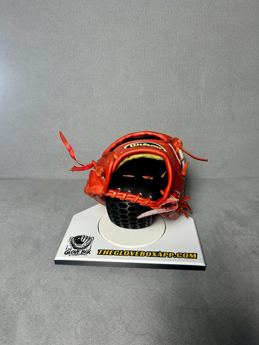Wilson Pro Staff A2000J — Rare Japan-Made Baseball Glove (Pre-Owned, Never Used) - The Glove Box