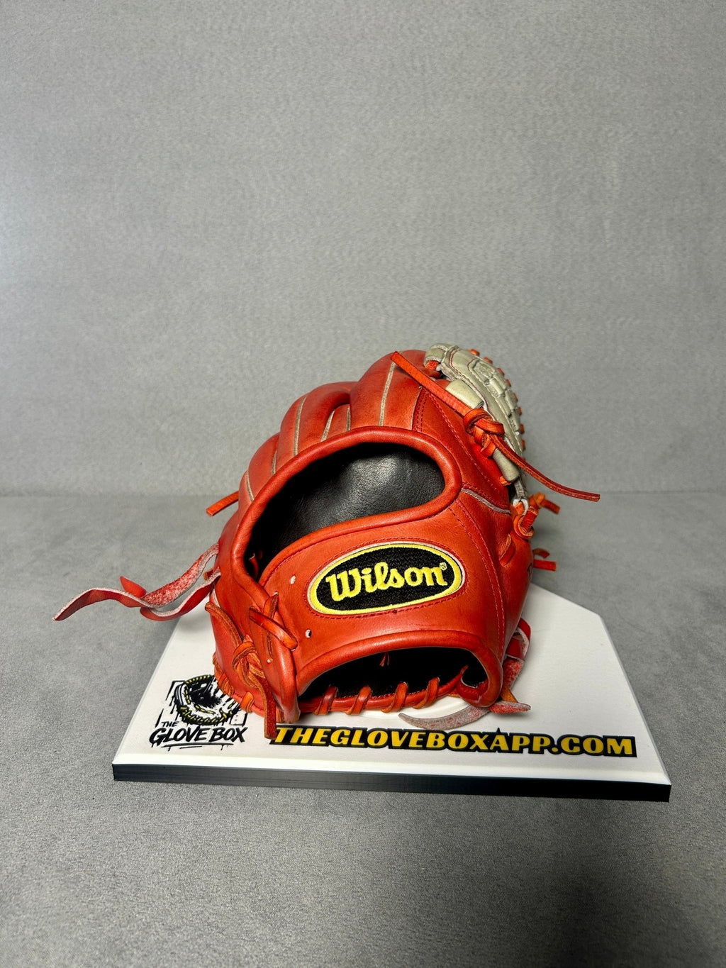 Wilson Pro Staff A2000J — Rare Japan-Made Baseball Glove (Pre-Owned, Never Used) - The Glove Box