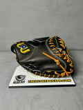 World Pegasus Field Master Catcher's Mitt | WGK4FM2 | 33"-34" | RHT - The Glove Box
