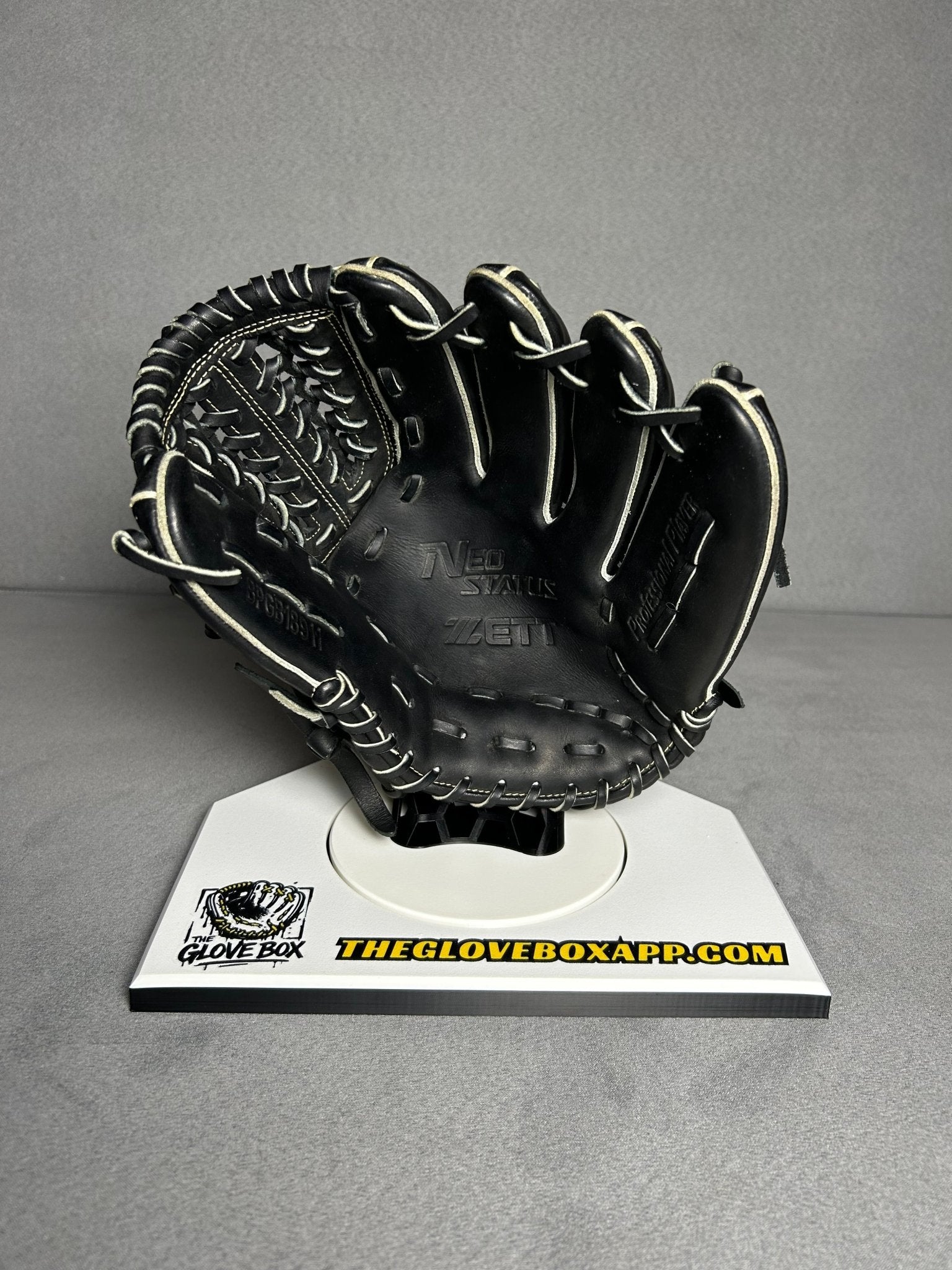 Zett NeoStatus hardball Pitchers Glove - The Glove Box