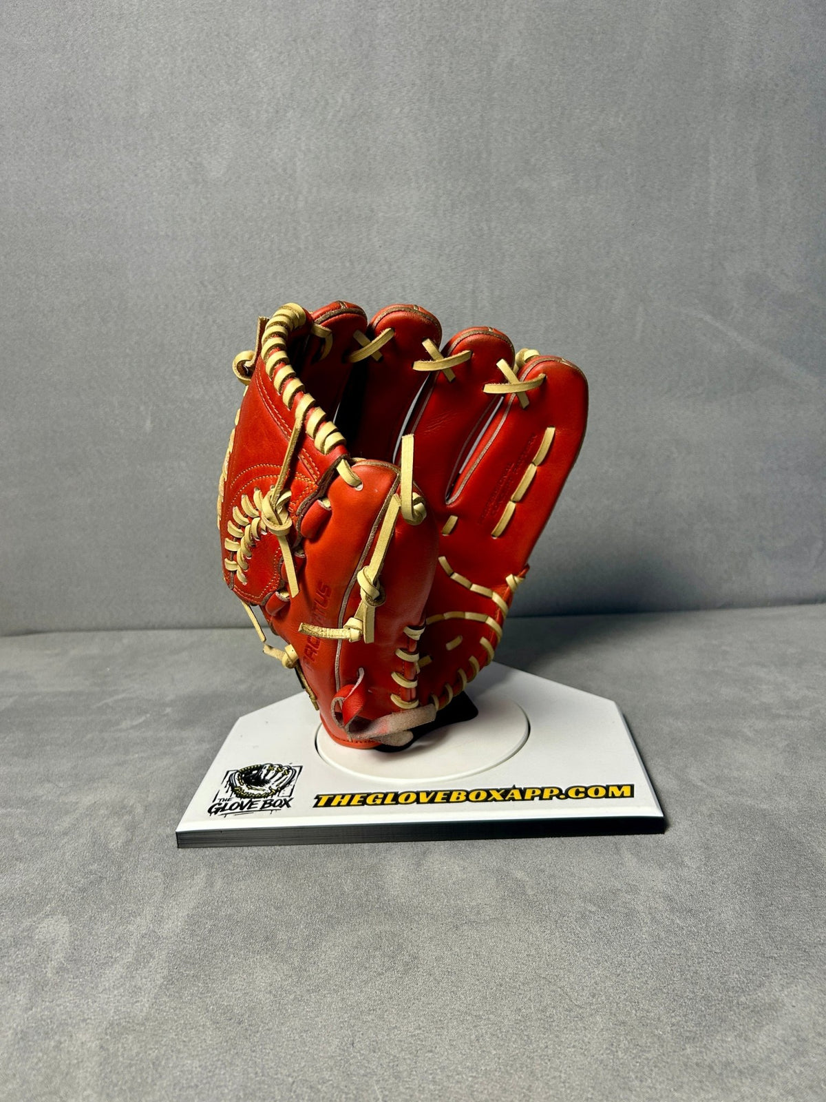 Zett Pro Status BRGB30021 Approx. 12” Pitcher’s Glove | RHT - The Glove Box