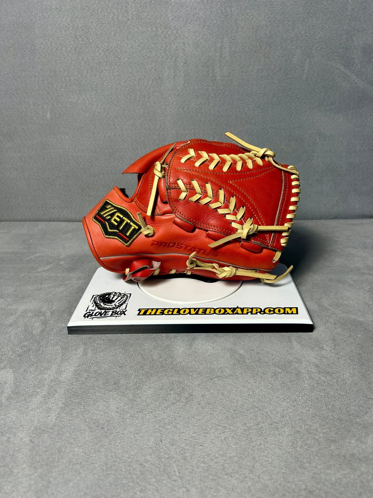 Zett Pro Status BRGB30021 Approx. 12” Pitcher’s Glove | RHT - The Glove Box