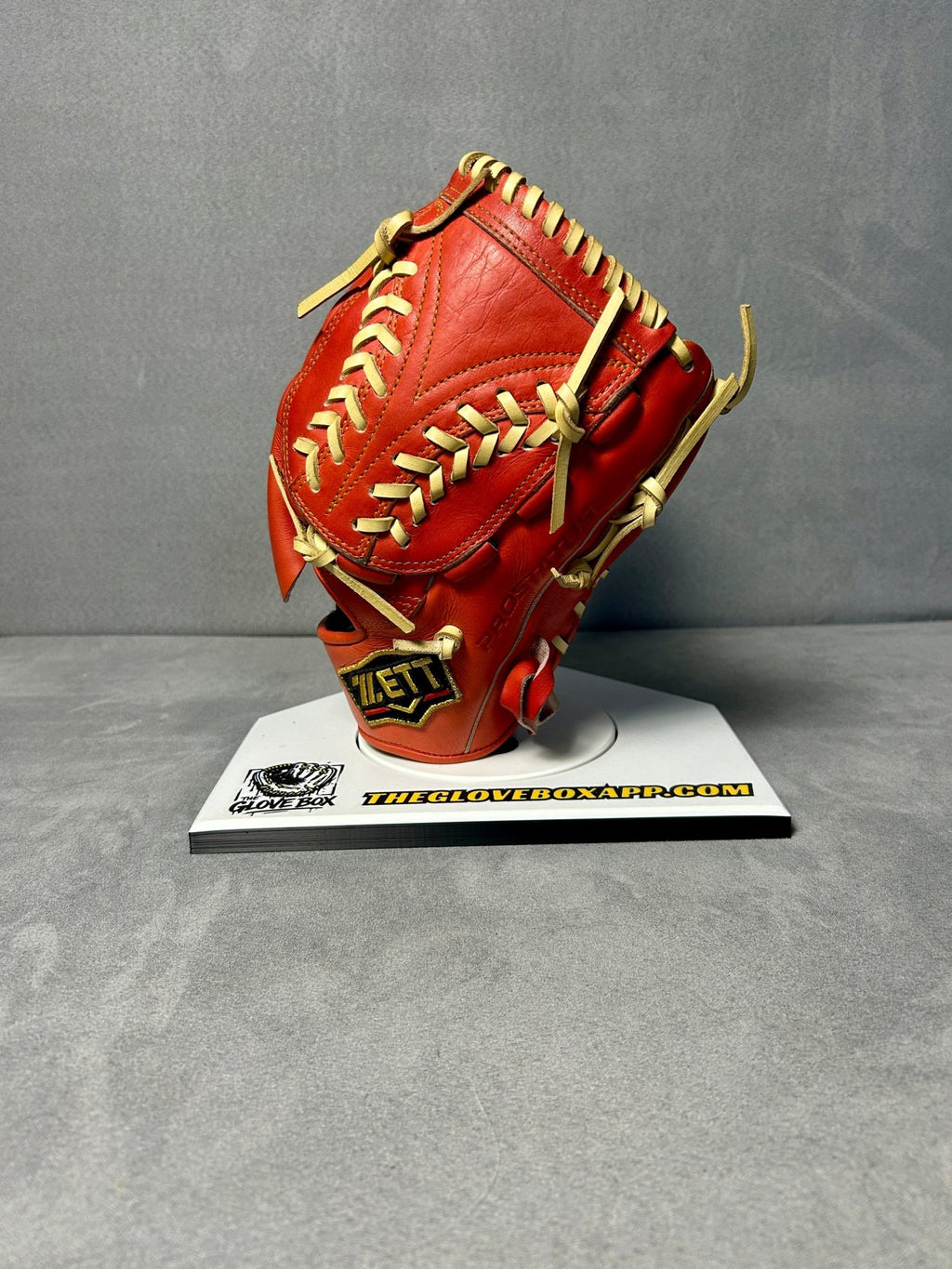Zett Pro Status BRGB30021 Approx. 12” Pitcher’s Glove | RHT - The Glove Box